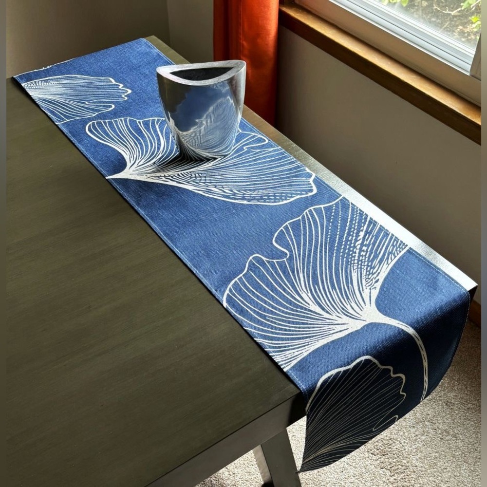 72" Navy Blue Off-White Elegant Modern Botanical Gingko Leaf Linen Table Runner